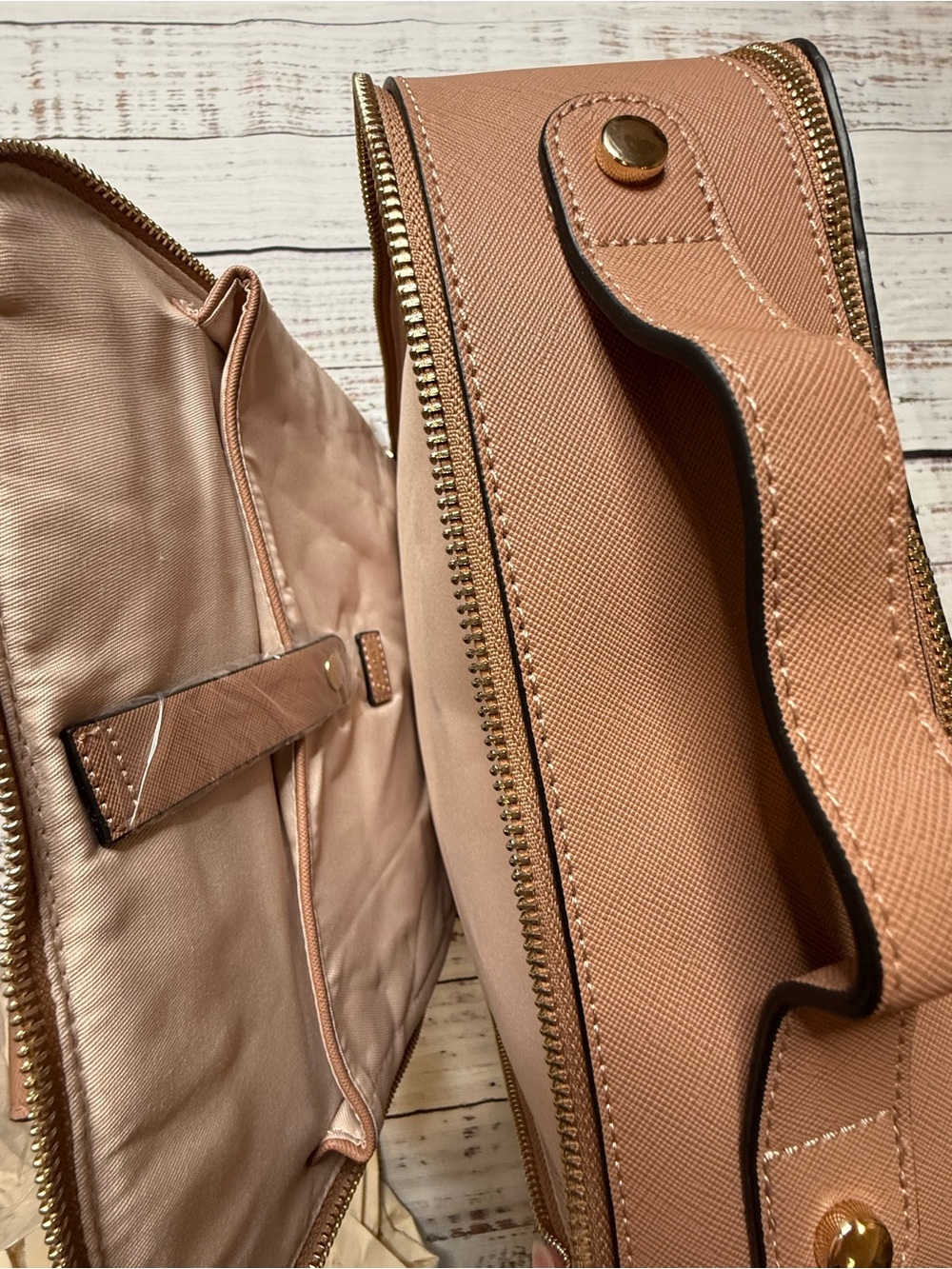 NWOT CALPAK Kaya 15” Laptop Backpack Caramel - Picture 14 of 15